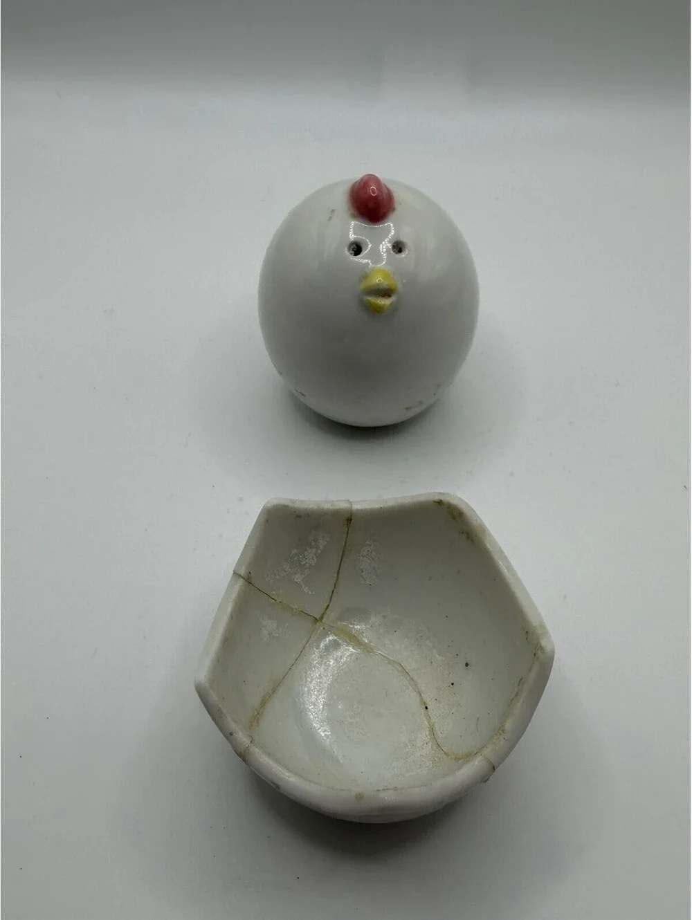 VNTG Chicken Salt Shaker See Pictures